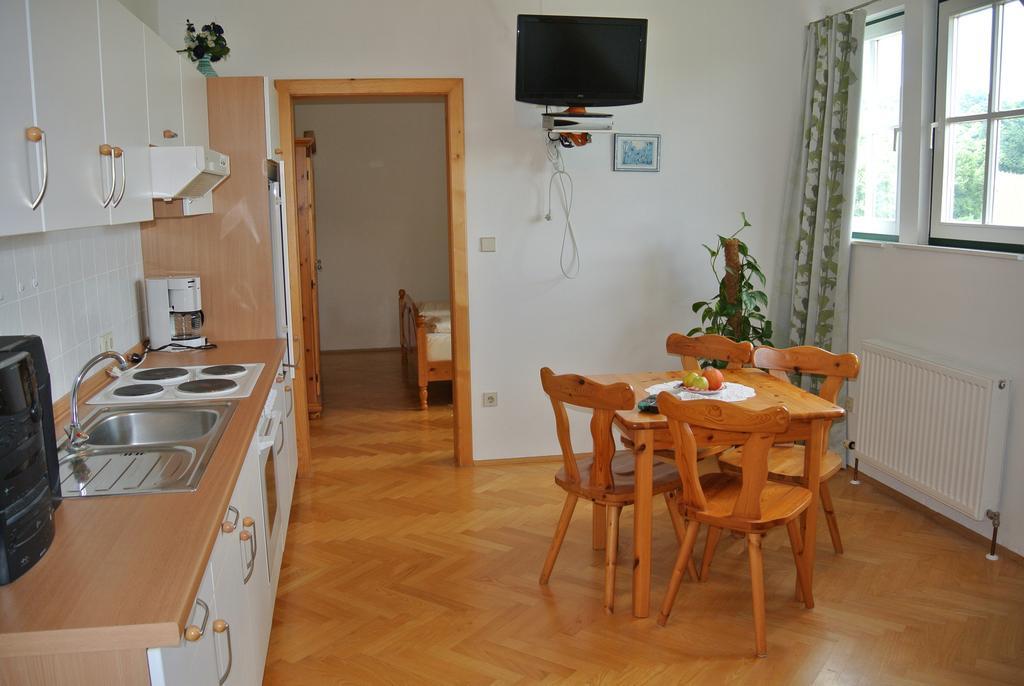 Weingut Primus Suedsteiermark Spielfeld Chambre photo