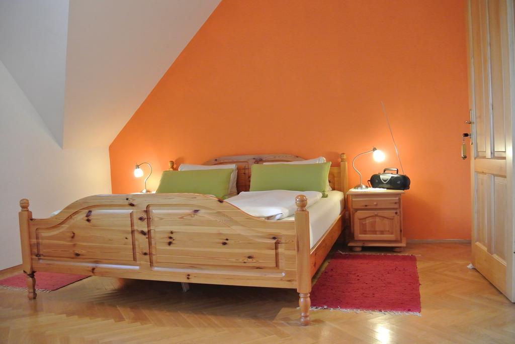 Weingut Primus Suedsteiermark Spielfeld Chambre photo